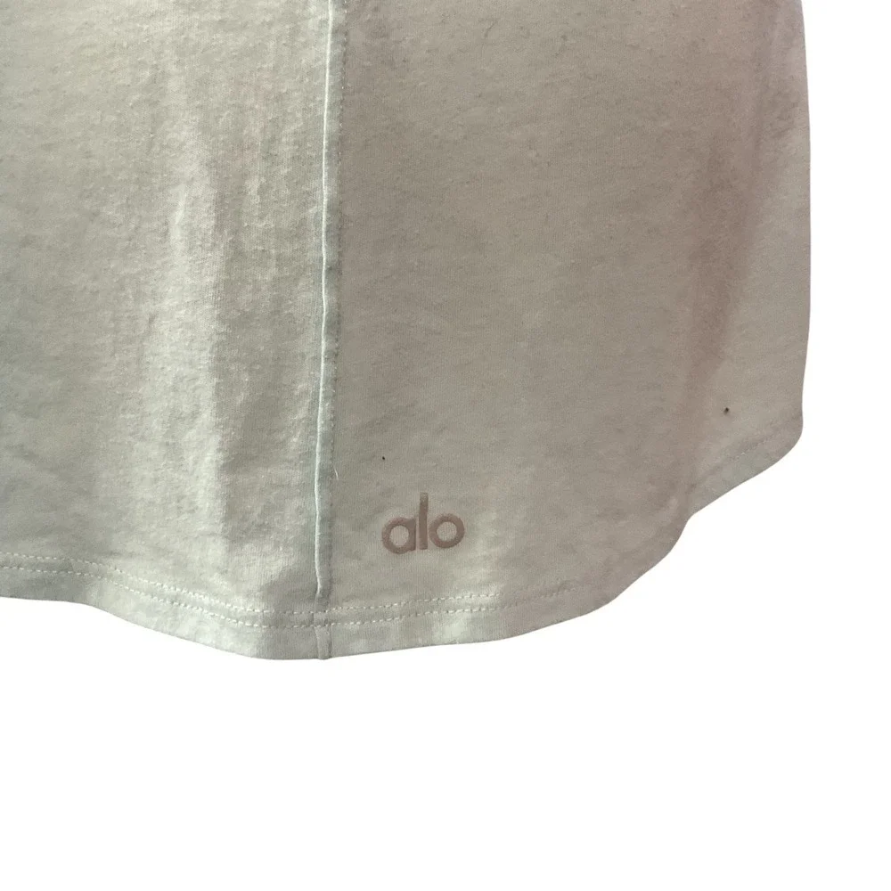 ALO Yoga Women's Sleeveless Scoop Neck Activewear Yoga Pullover Tank Top Size M